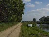 NL, Noord-Brabant, Hilvarenbeek, Wilhelminakanaal 1, Saxifraga-Jan van der Straaten